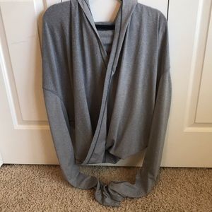 Zyia shawl large NWT